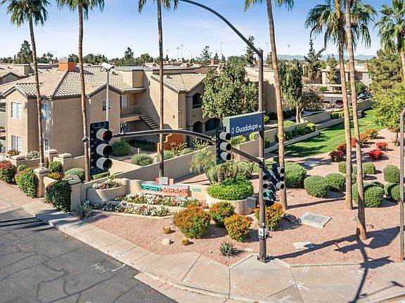 3rd image of 1333 W Guadalupe Rd #425