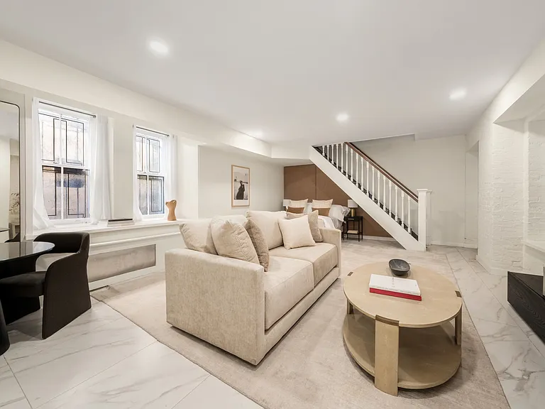337 Riverside Dr — Photo 63