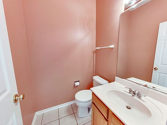 3rd image of 540 E Thornhill Ln #540