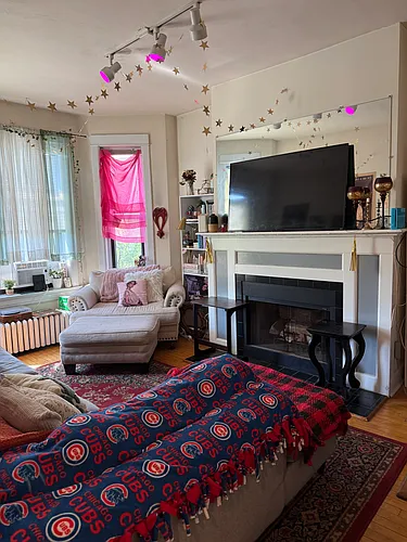 1204 W Addison St #3W Photo 1