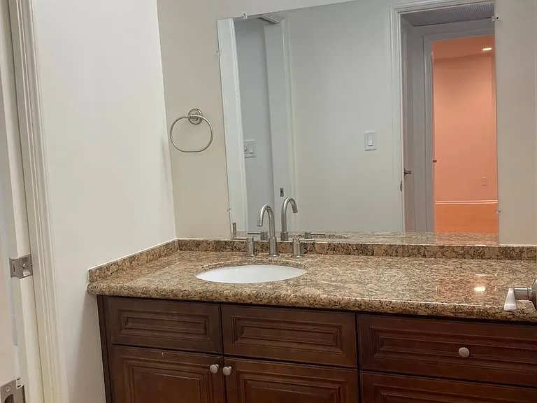 130 W Mountain St — Photo 15