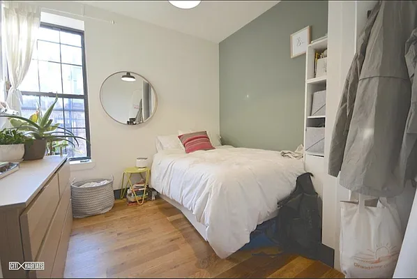 Rented by Corcoran | media 15