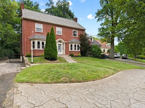 7525 Montgomery Rd, Cincinnati, OH 45236