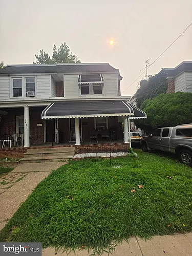 2439 Madison St Photo 1