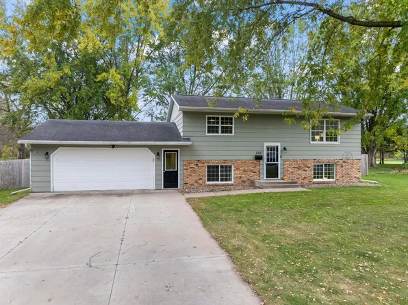 321 Parkview Curv, Zumbrota, MN 55992