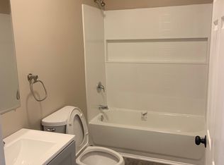 821 3rd Ave #2, Altoona, PA 16602