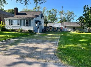 3011 1st St, Monroe, MI 48162