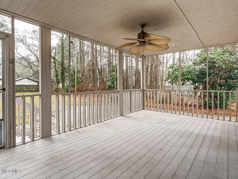 1145 Tarboro St — Photo 16