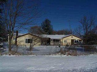 9136 W Dodge Rd, Montrose, MI 48457
