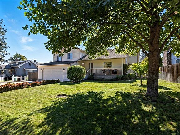 4th image of 3316 E 35th Ave