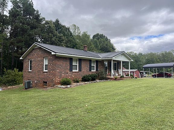 2nd image of 1133 Lake Conner Rd