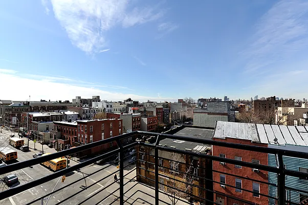 Rented by HCO NY | media 23