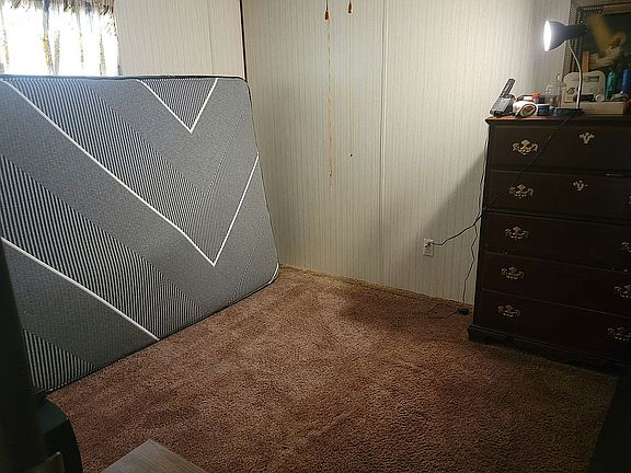 3rd image of 4583 Martin Ln