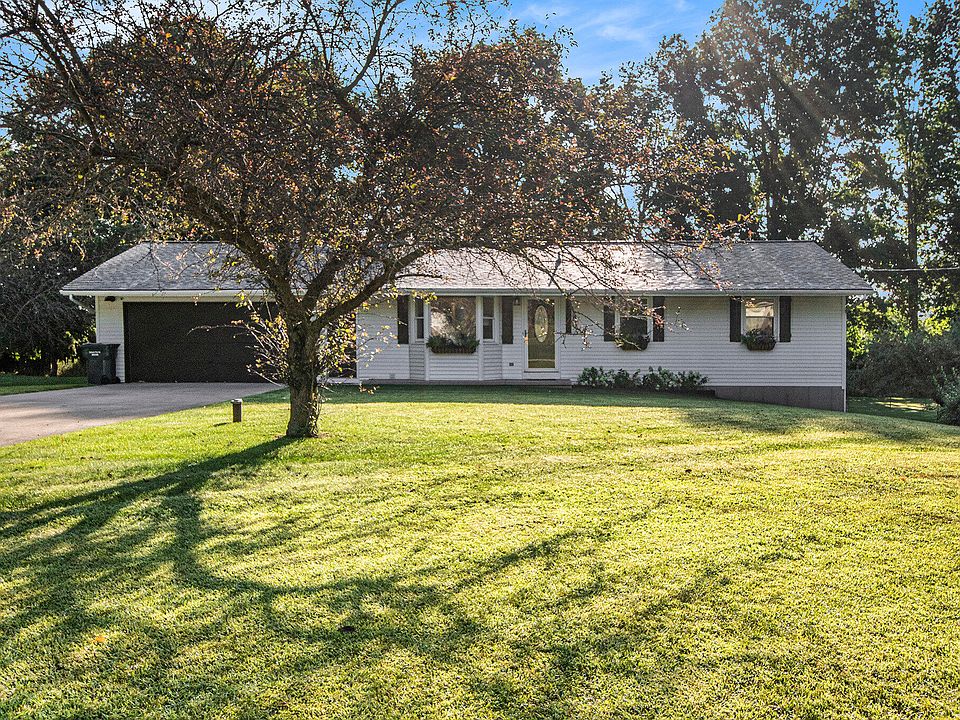 1st image of 12450 Daling Ct NW