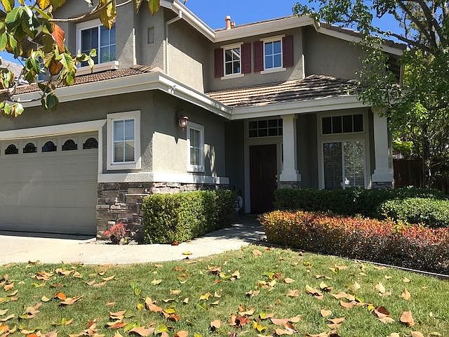 1st image of 154 Blackstone Dr