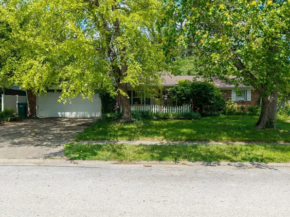 1416 Miami Ct S, Plainfield, IN 46168