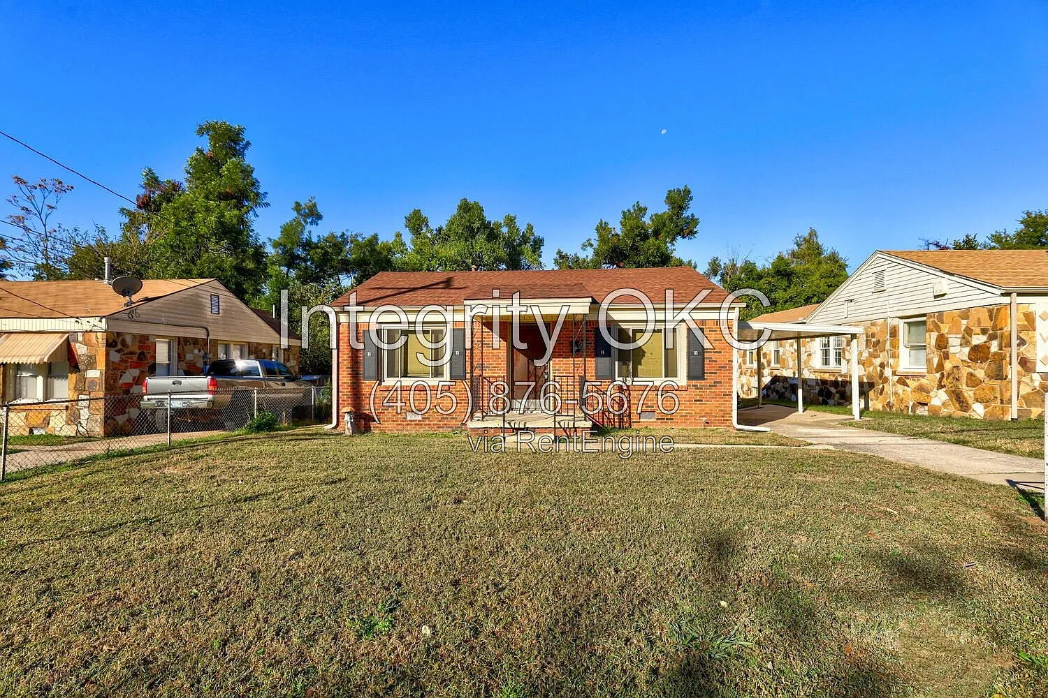 3 bed, 2.0 bath, 1465 sqft, $1,050 — Photo 1