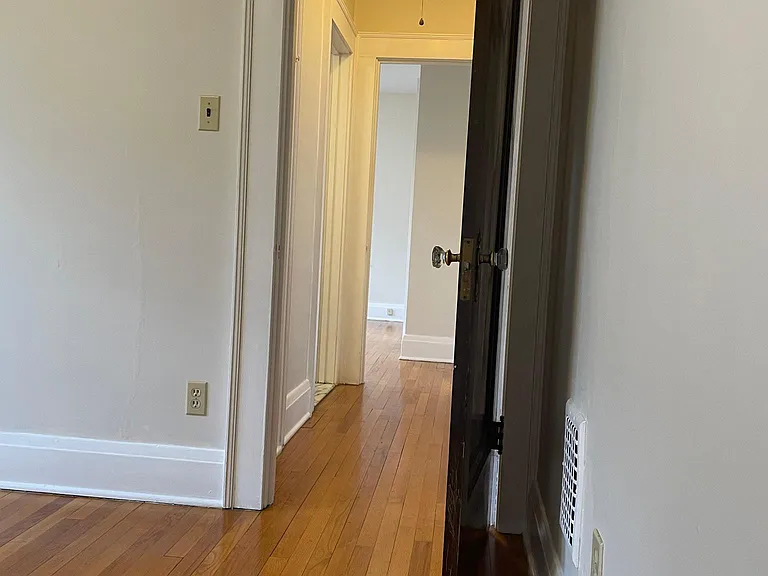353 Forest Hill Dr — Photo 9