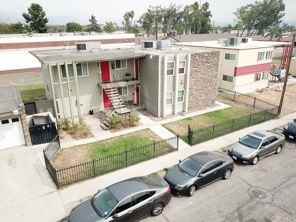 1st image of 2765 N Conejo Dr