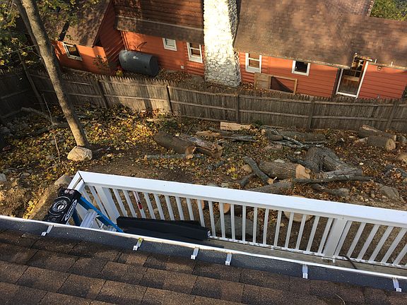 3rd image of 125 Hilltop Trl