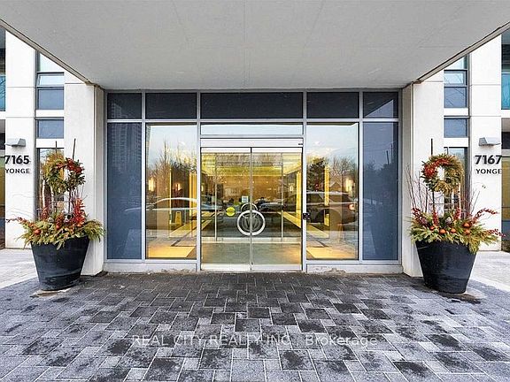 2nd image of 7167 Yonge St #407