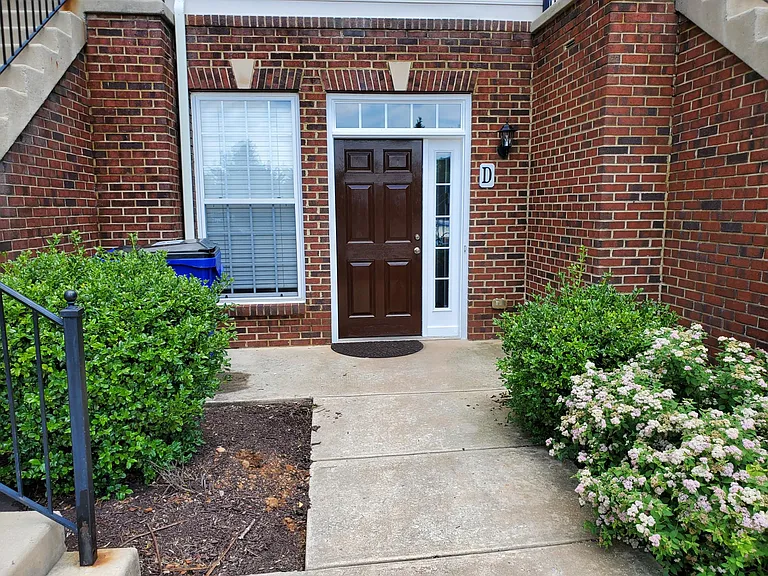 Daytona Ct — Photo 10