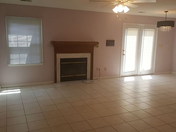 4th image of 700A Holston River Ct