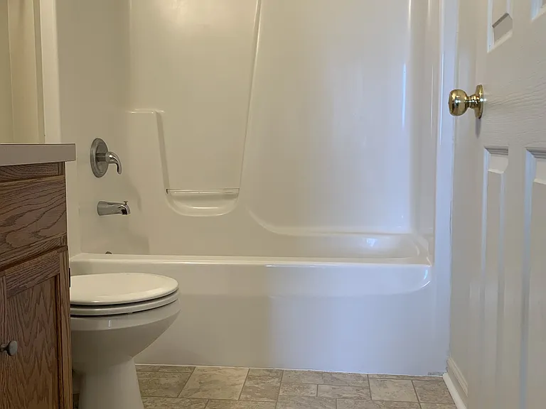 full bathroom