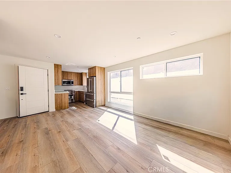 5933 Comey Ave #2 — Photo 9