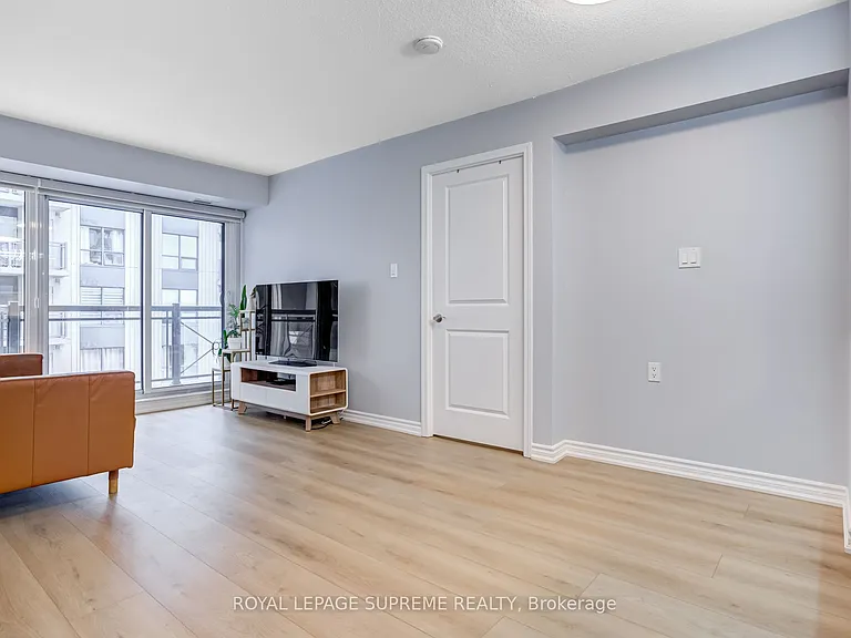 872 Sheppard Ave W #301 — Photo 10