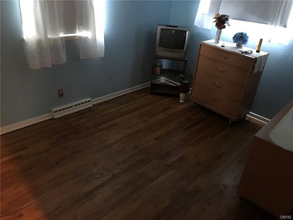 5th image of 103 Aldenwood Dr