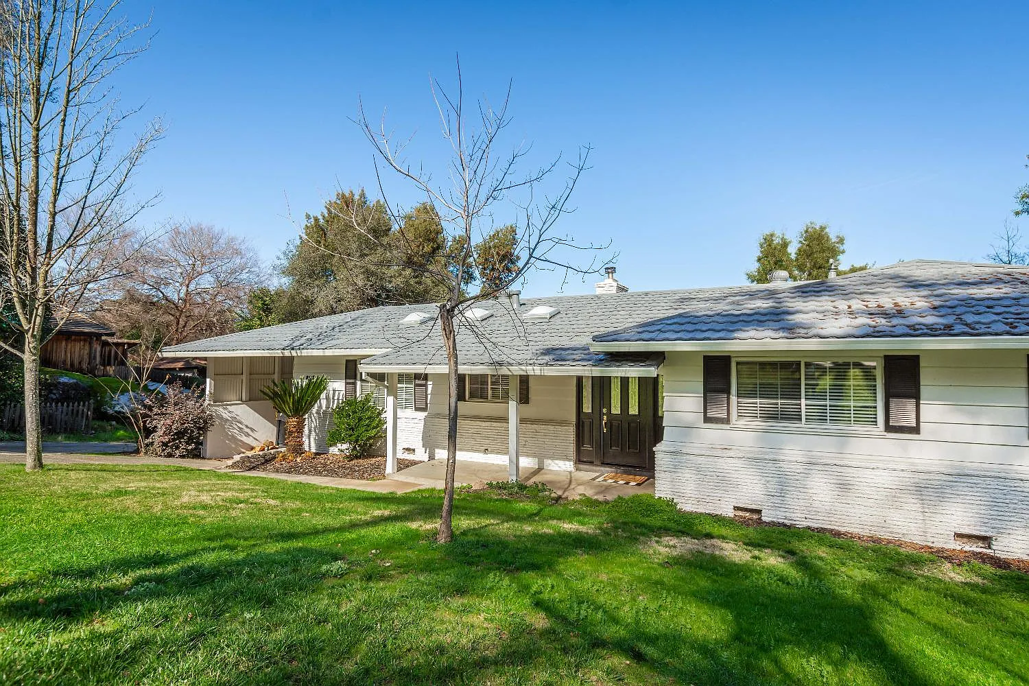 8035 Granite Oaks Dr photo 1