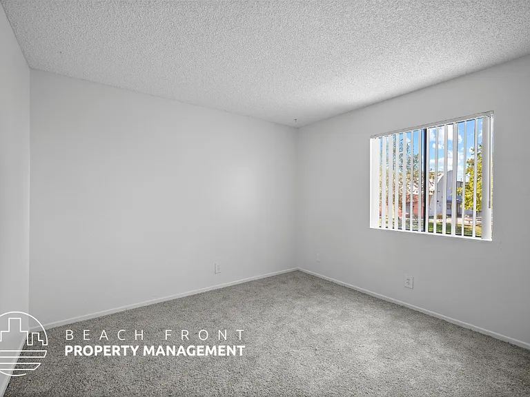 2216-2218 Court St. — Photo 9