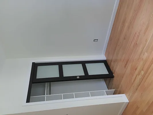 Rented by Warren T Real Estate Corp. | media 25