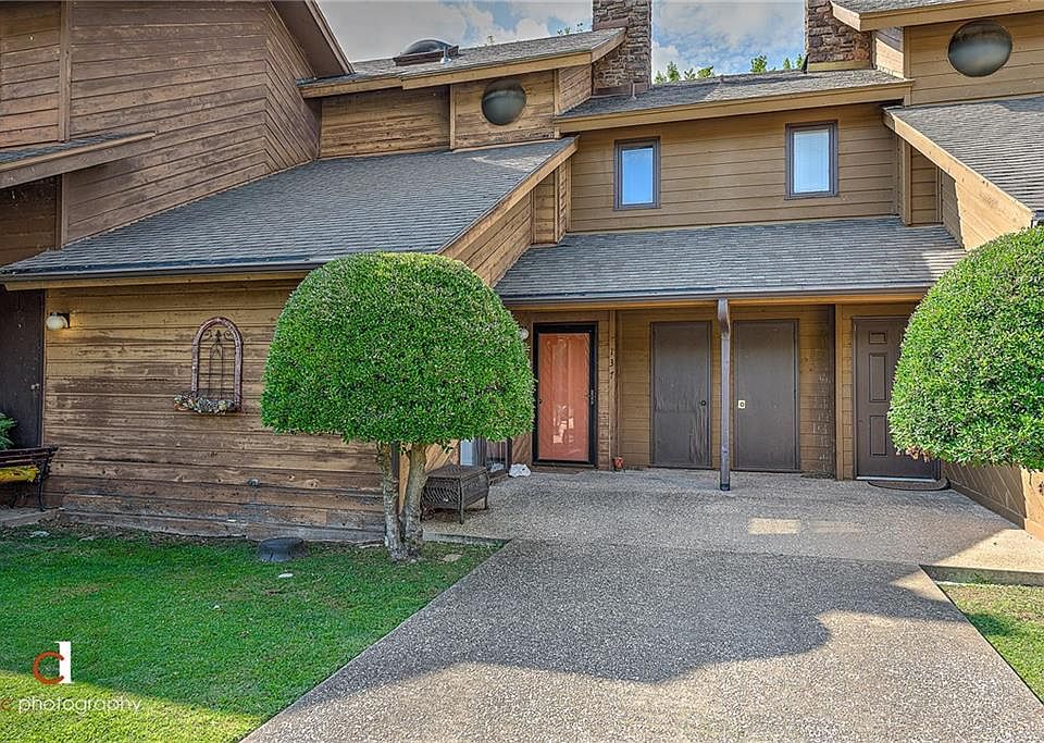 1st image of 13930 Turnberry Ln