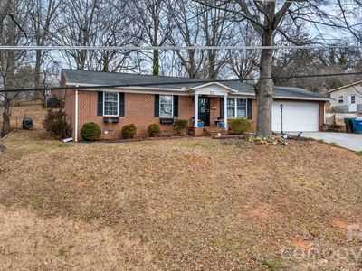 836 7th Ave SW, Hickory, NC, 28602