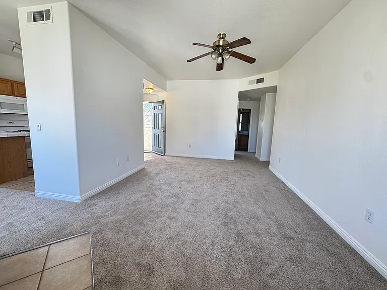 2120 Calville St #202 — Photo 6