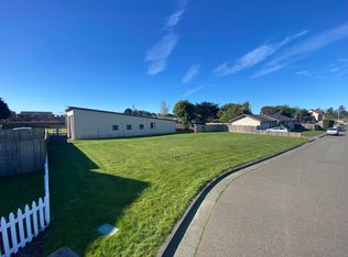 1160 Adkins Rd, McKinleyville, CA 95519