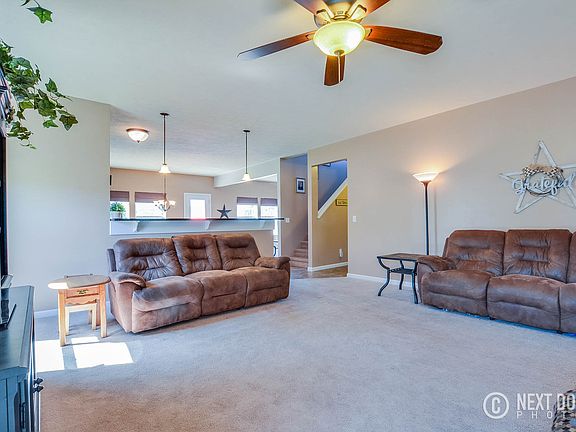5th image of 5419 Woodrush Ave