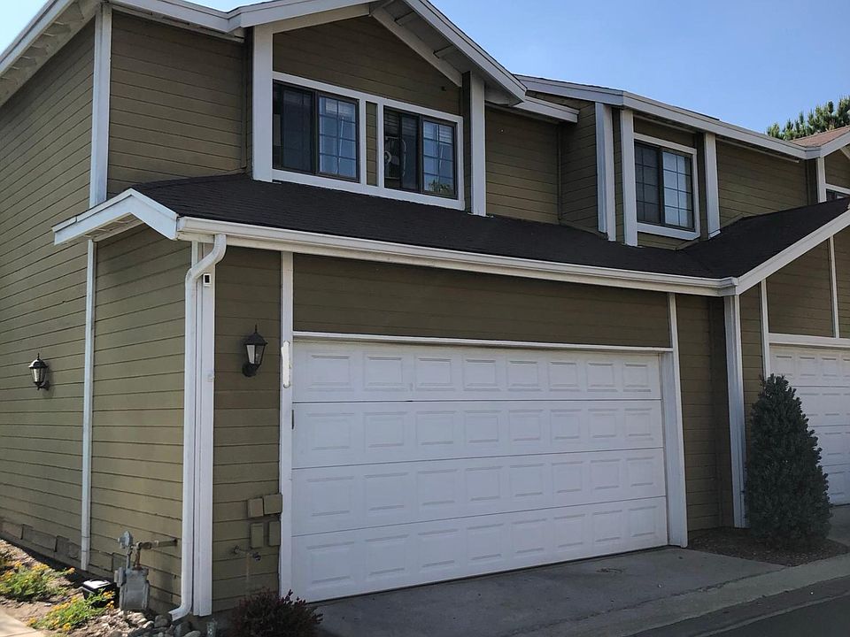 1st image of 755 Lander Cir