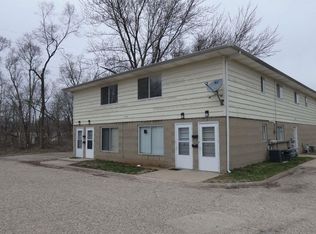 1519 Sara Ln APT 4, Pekin, IL 61554