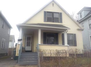 8 Herbert St, Rochester, NY 14621