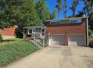 704 Garden City Dr, Monroeville, PA 15146