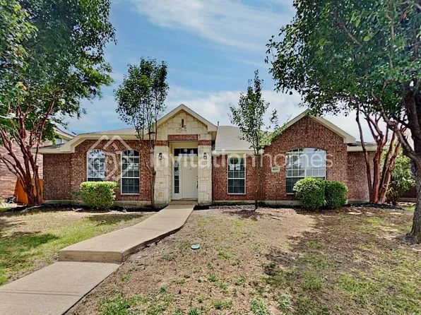 8010 Munich Dr, Rowlett, TX 75089