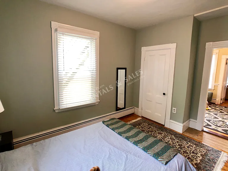 64 Mozart St #2 — Photo 9