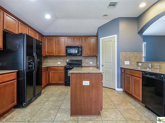3rd image of 759 Guna Dr