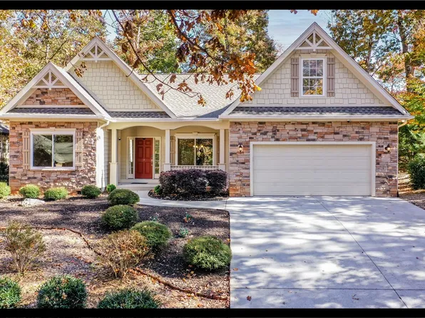 9 Keepers Lantern Dr, Salem, SC 29676