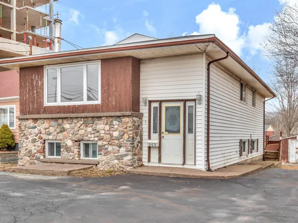 669 Portland St, Dartmouth, NS B2W 2M9