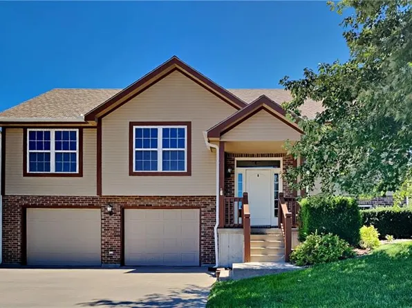 13005 Ridgeview Dr, Platte City, MO 64079