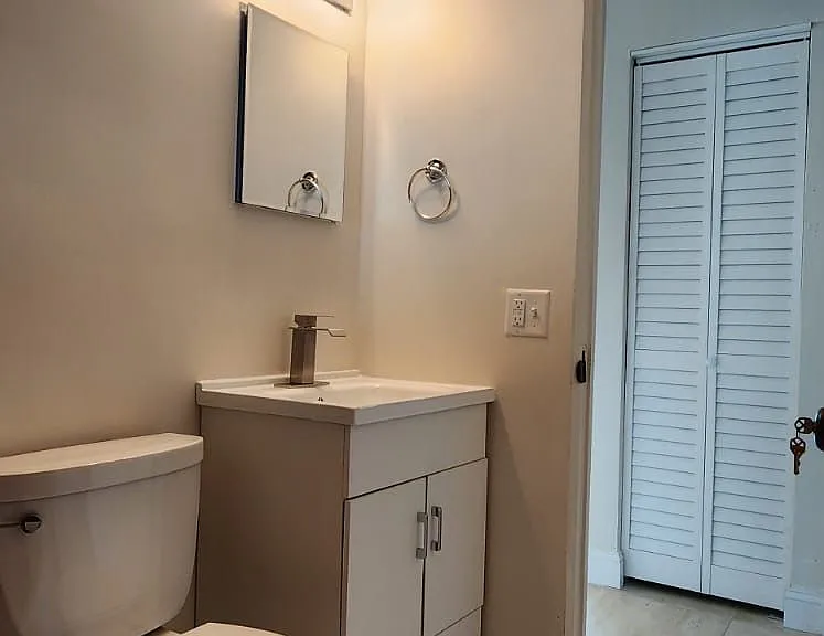 4590 Carson St NE — Photo 31